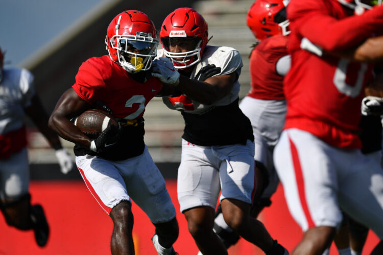 YSU's defense shines in 1st intrasquad scrimmage, offense finds groove late